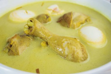 Opor Ayam, Endonezya yemekleri Kurban Bayramı 'nı kutladı.