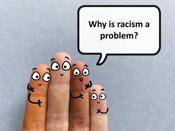 四个手指被装饰成四个不同种族的人 他们正在讨论种族主义问题 其中一个问题是 为什么种族主义是一个问题 — 图库照片