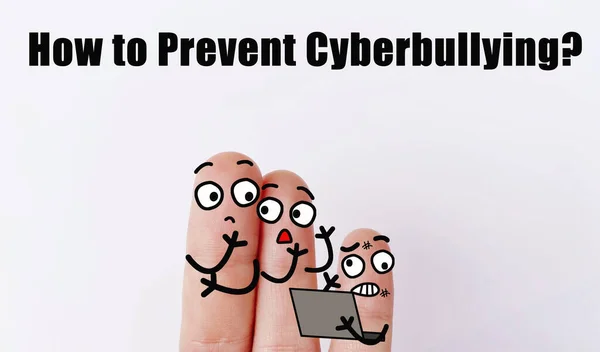 Three fingers are decorated as three person. One of them is asking how to prevent cyberbullying.