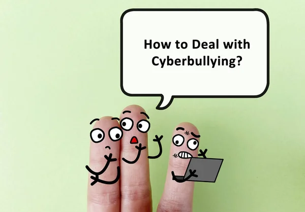 Three fingers are decorated as three person. One of them is asking how to deal with cyberbullying.