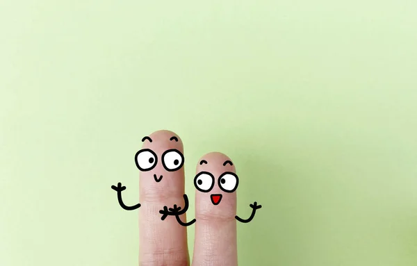 Dois Dedos São Decorados Como Duas Pessoas Eles Estão Felizes — Fotografia de Stock