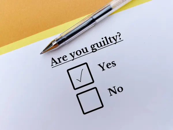 One Person Answering Question Thinks Guilty — Foto de Stock
