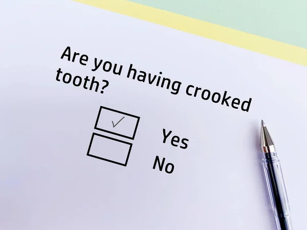 Une Personne Répond Question Sur Les Soins Dentaires Elle Une — Photo