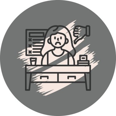 Evrak işleriyle masasında oturan üzgün kadın.