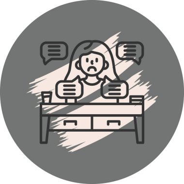 Masada oturan kadın hayal kırıklığına uğramış görünüyor.