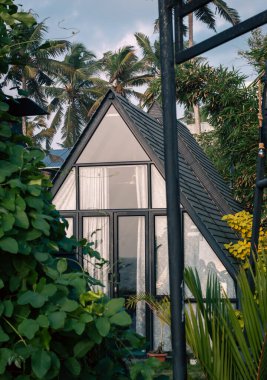 Sahilde bir çerçeve