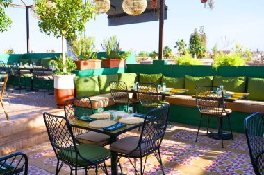 Marakeş Çatı Restoranı 'nda Manzaraların Tadını Çıkarma