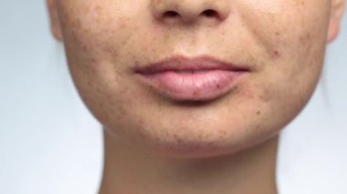 Bir erkeğin yüzüne yakın çekim. Yüksek kaliteli görüntüler