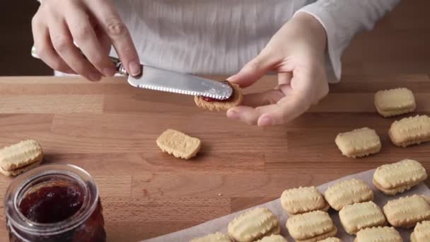 Filling Homemade Christmas Cookies Strawberry Marmalade — Vídeos de Stock