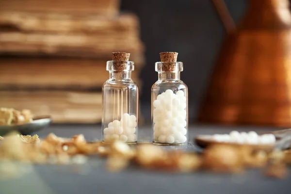 Две Бутылки Гомеопатических Таблеток Глобулы Альтернативная Медицина Стоковая Картинка