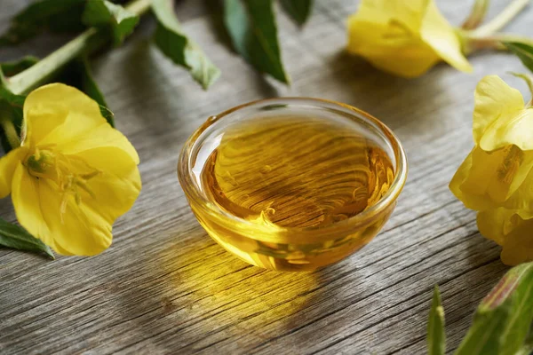 Evening Primrose Oil Glass Bowl Healthy Nutritional Supplement — Stockfoto