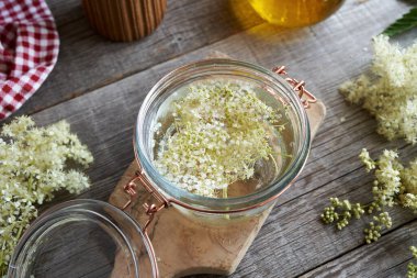 Ev yapımı çayır tatlısı tentürünün hazırlanması - aspirine karşı doğal bitkisel alternatif