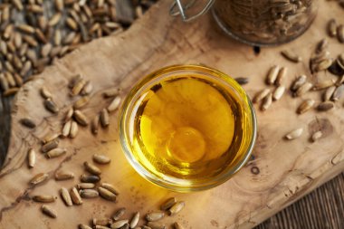 Cam kasede süt devedikeni yağı