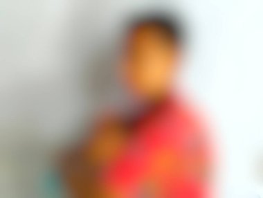 Bulanık arkaplan, işteki insanlar.