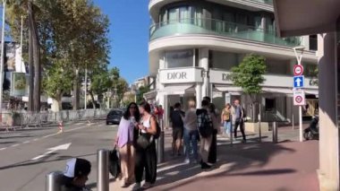 Cannes Croisette, Promenade de la Croisette, Vidom Bulvarı, Cannes sahil limanı Fransa Cannes 11.2024