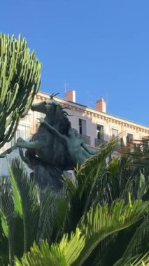 Arthur Le Duke Croisette, Promenade de la Croisette, Vidom Bulvarı, Cannes sahil limanı Fransa Cannes 11.11.2024