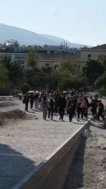 Dionysos Atina Akropolis Yamaçları Tiyatrosu. bir yazı ile imzalayın