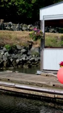 Balıkçılar Vancouver Adası Victoria. Britanya Kolombiyası Kanada. Balıkçılar İskelesindeki Tekne Evleri