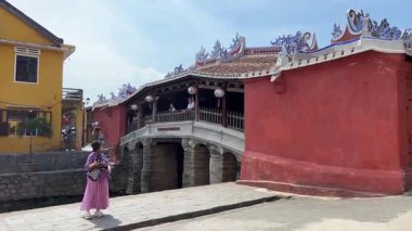 Önden ve yandan Japon köprüsü. Vietnam Hoi 3 video. 05.05.2025