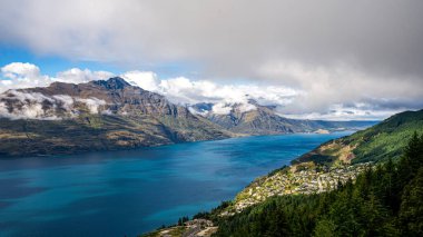 Cecil, Wakatipu Gölü boyunca, Queenstown Skyline, Yeni Zelanda