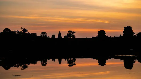 Antik Angkor Wat 'ın gündoğumundaki görüntüsü, Siem Reap, Kamboçya