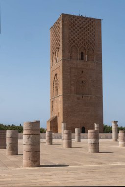 Hassan Kulesi'ne Rabat, Fas tamamlanmamış bir caminin minaresi olan.