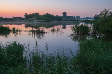 Gölde güzel bir gün batımı