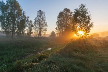Sabah güneş doğuyor..