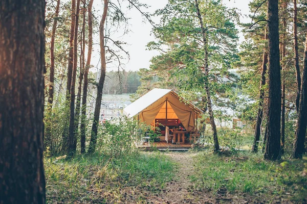 Tente Glamping Glamping Voyage Maison Tente Forêt Camping Vacances Concept — Photo