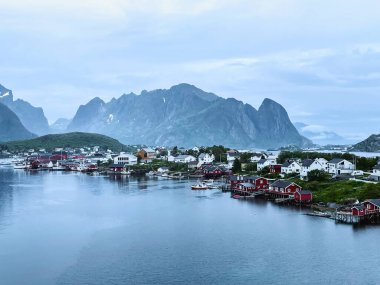 Lofoten deniz köyü. Norveç.