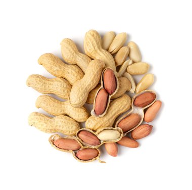 Fıstık ezmesi, kavrulmuş Arachis fındık yığını, Fıstık Fındığı Yığını, Kabuklu Yer Fıstığı, Beyaz Arkaplanda Macro Peanut Top View
