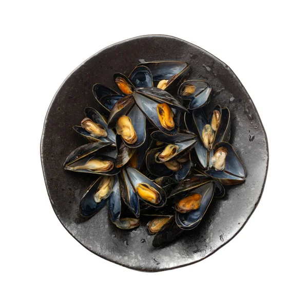Mussels Pile Black Plate Izolált Nyílt Kagyló Seafood Mussels Meat — Stock Fotó