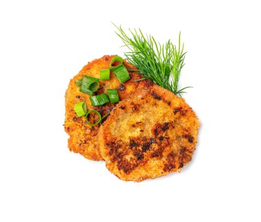 Şnitzel izole edilmiş, kızarmış tavuk filetosu, ev yapımı Escalope, Viyana şnitzeli beyaz arka planda.