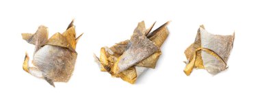 Tütsülenmiş Balık Derisi, Deniz Ürünleri Derisi ve Kemikleri İzole edilmiş, Balık Atıkları Temizleniyor, Beyaz Arkaplanda Hayvan Çöpü Parçaları