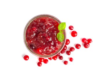 Yabanmersini Reçeli Smear, Lingonberry Sosu, Kırmızı Marmelat Splash, Kızılcık Jölesi, Cowberry Confiture Smudge, Şurup Lekesi, Çilek Sosu Damlaları, Beyaz Arkaplandaki Dökülen Kızılcık Reçeli