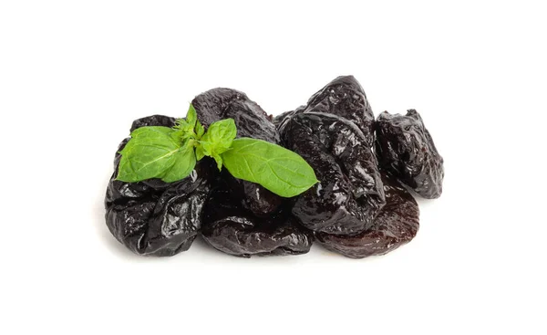Trockene Pflaumen Isoliert Getrocknete Schwarze Früchte Haufen Pflaumengruppe Natürliches Dessert — Stockfoto