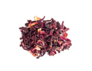 Kuru Hibiscus Çayı, Kuru Gül Yaprakları Yığını, Meyve Kırmızısı Çayı, Karkade Yaprakları, Kurutulmuş Bitki İçeceği, Roselle Petal, Yenilebilir Çiçek Yaprağı Çayı Beyaz Arkaplan Üst Görünümü