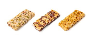 Kaçık Çubuğu, Cevizli Enerji Atıştırmalığı, Çikolatalı Müsli Tatlısı, Protein Şekerlemesi, Fitness Fruit ve Fındık Enerjisi Kahvaltısı Beyaz Arkaplanda