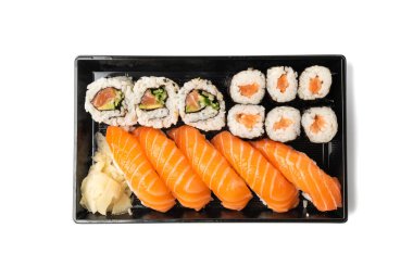 Plastik Konteynırda Suşi Suşi Suşi Paketi, Lokma Suşi Paketi, Nori Maki, Nigiri Suşi Roll Üst Görünümü İzole Edildi