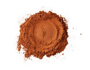 İzole edilmiş kakao tozu, Dağıtılmış Yuvarlak Kakao Tozu Çerçevesi, Kuru Kakao Fasulyesi Dölyatağı, Beyaz Arkaplanda Ev Yapımı Çikolata Yığını, Kopya Uzay