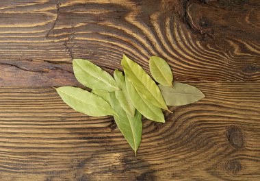 Kuru Koyun Yaprakları, Laurel Yaprağı, Doğal Baharatlı Bayrak, Kokulu Malzeme, Aromatik Baharat, Kuru Koyak Yaprakları Yakın Çekim