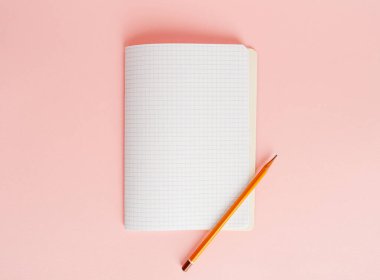 Metin, Moleskin Şablonu, Boş Düzenleyici, Yeni Günlük, Not Defteri Üst Görünümü ile Ofis Masasında Kopya Alanı