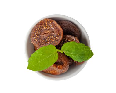 Kuru İncirli, Kurutulmuş Ficus Carica Meyvesi, Tatlı Sağlıklı Diyet, Tropikal Tatlı, Buruşuk Kurutulmuş Atıştırmalık, Beyaz Arkaplanda Kuru İncirler