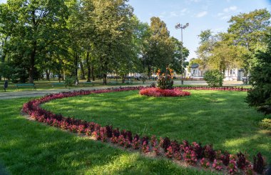 Suwalki, Polonya, 27 Ağustos 2024 Anayasa Parkı 3 Mayıs 1791 Suwalki Eski Kasabası, Podlaskie Voyvodeship, editoryal görüntü