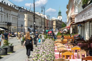 Sokak Restoranı Masası, Boş Kafe Masaları, Bistro Koltuğu, Bar Terası, Açık Restoranlar, Kafeterya, Trattoria, Şehir Kahve Dükkanları Mobilyası, Yaz Caddesi Masası