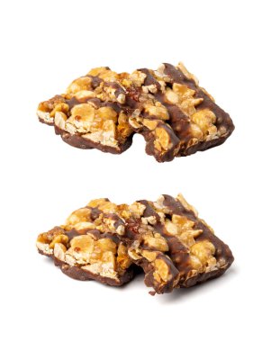 Kaçık Çubuğu, Cevizli Enerji Atıştırmalığı, Çikolatalı Müsli Tatlısı, Protein Şekerlemesi, Fitness Fruit ve Fındık Enerjisi Kahvaltısı Beyaz Arkaplanda