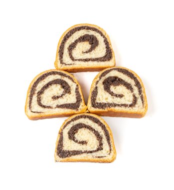 Haşhaş tohumlu İsviçre dürümü, Yuvarlak Süngerli Kek İzole edilmiş, Dilimlenmiş Vanilyalı Bisküvi Haşhaş tohumlu, İsviçre Tatlısı, Beyaz Arkaplanda Kütük Pastası