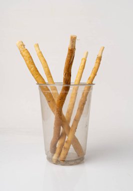 Miswak, Miswaak, Siwak, Sewak olarak da bilinir. Salvadora Persica Ağaç Dallarından yapılmış doğal tahta diş fırçası, İslami Miswak Çiğneme Çubukları