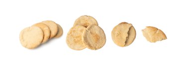 Pita yassı ekmek izole edilmiş, buğday ezmeli düz ekmek Arap ekmeği olarak da bilinir, chapati, Yunan pidesi naan, khubz veya tortilla beyaz arka planda