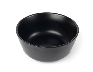 Boş kase izole edilmiş, siyah levha pankartı, koyu porselen çanak modeli, beyaz arkaplanda metin için kopyalama alanı olan mutfak şablonu